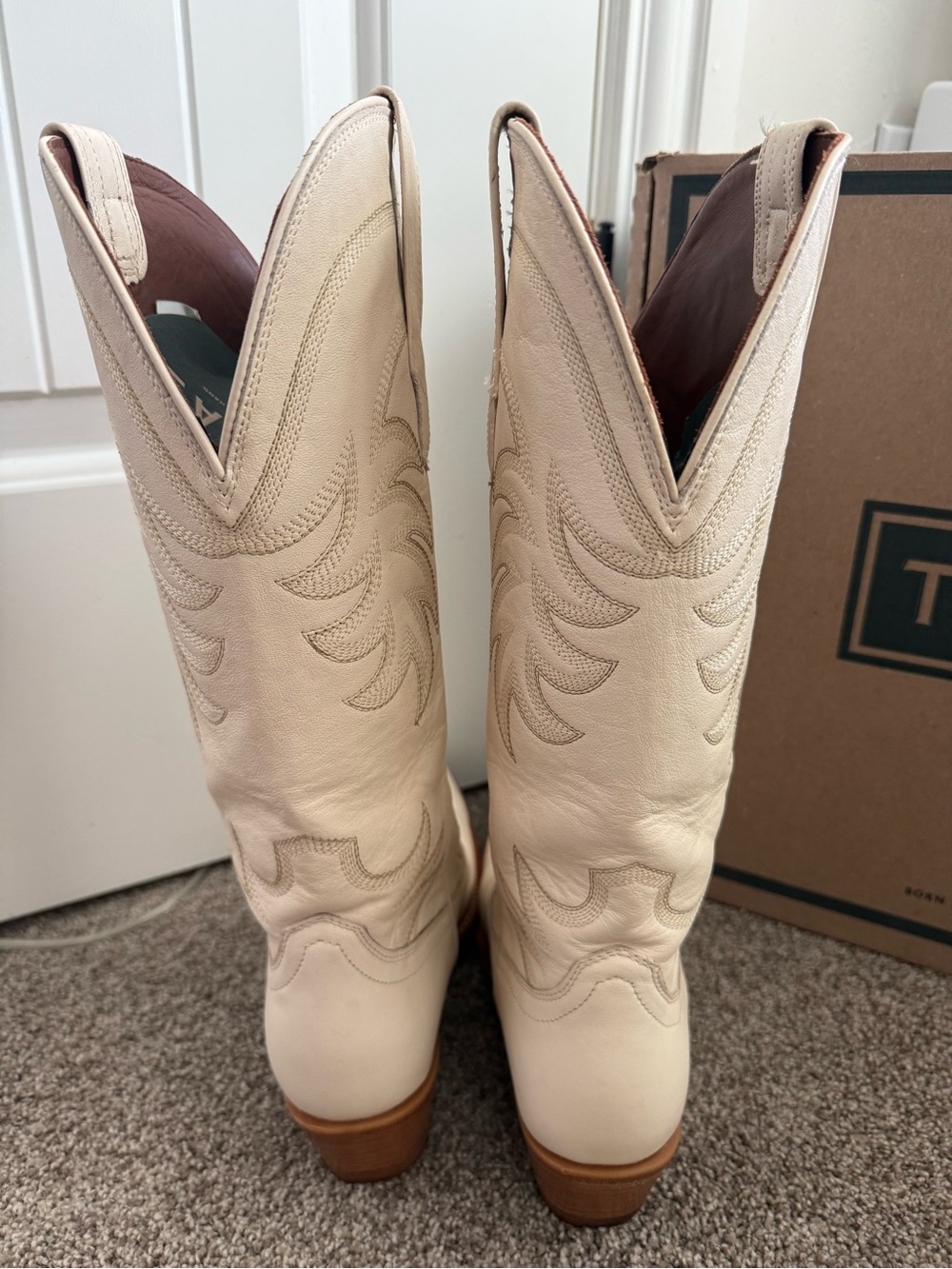 Tecovas Annie Boots Bone Calfskin Cream 8.5 - Picture 7 of 7